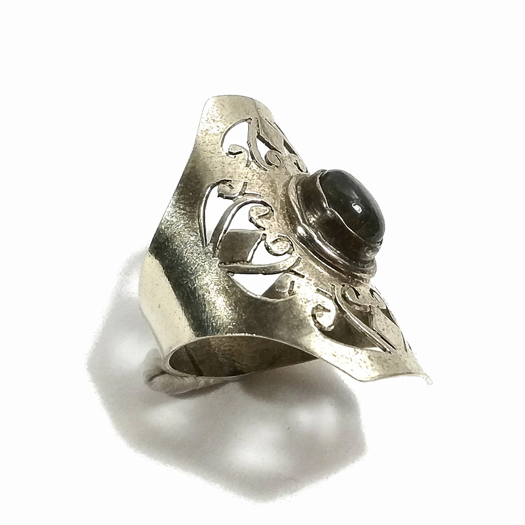 ANELLO artigianale con traforo in ottone - Labradorite - Image 4