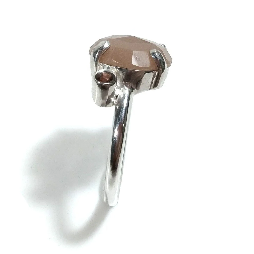 ANELLO artigianale in argento 925 con Pietra di luna - apricot | Gioielli in argento - Image 4
