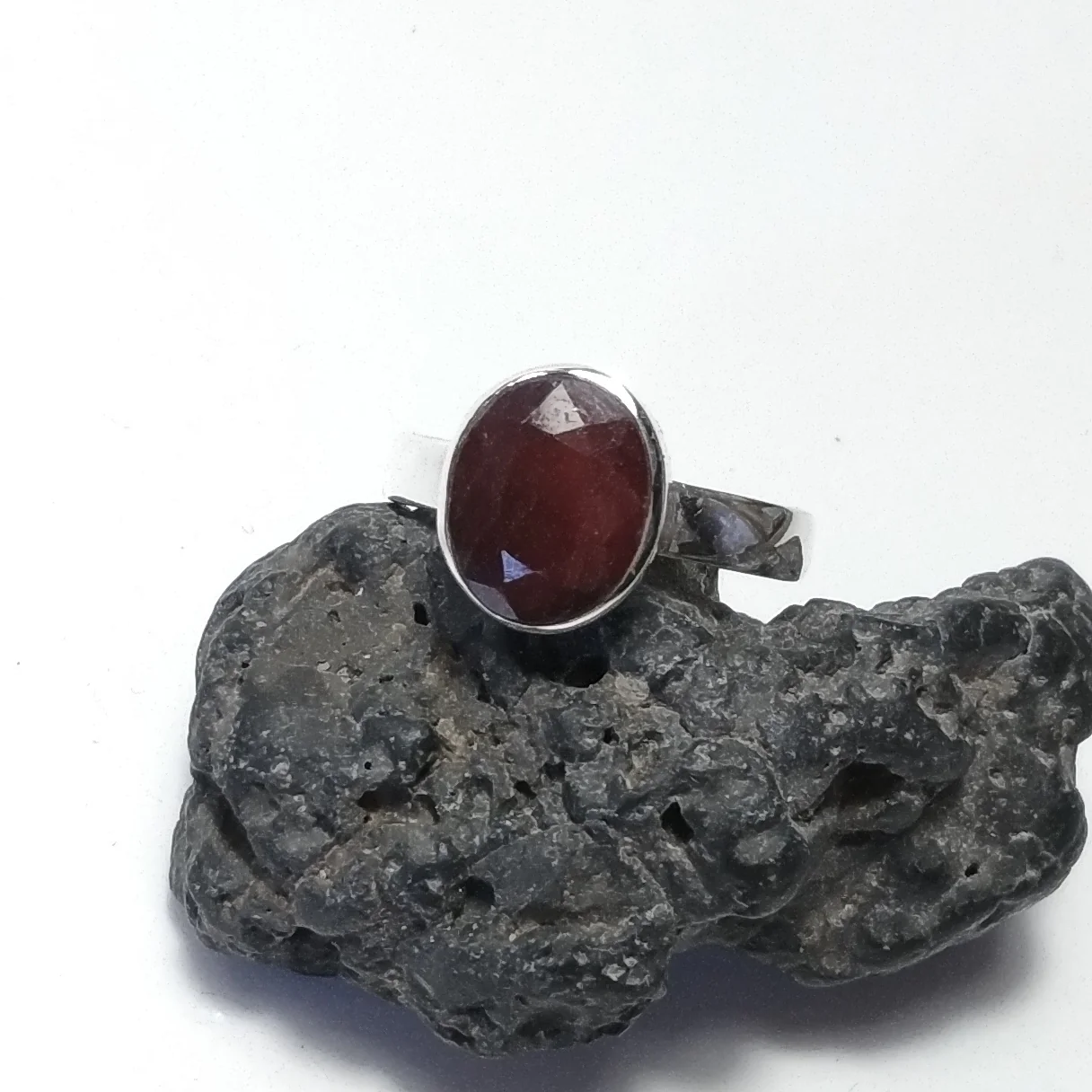 ANELLO artigianale in argento 925 con Radice di Rubino, Ametista - Image 2