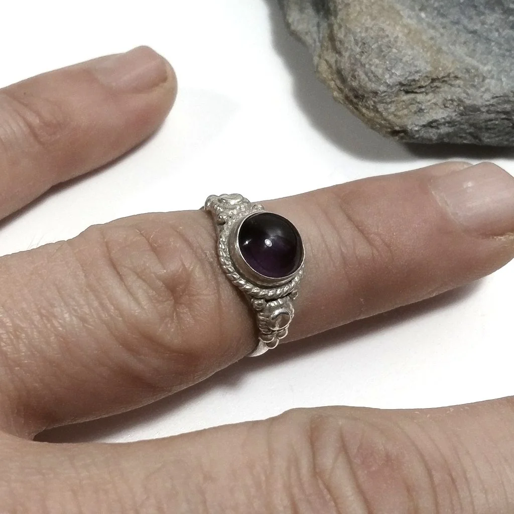 Anello con pietra in argento 925 con Ametista | GIOIELLI IN ARGENTO - Image 3