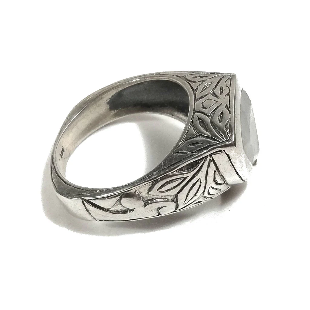 Anello con pietra in argento 925 con Pietra di luna o Granato | GIOIELLI IN ARGENTO - Image 3