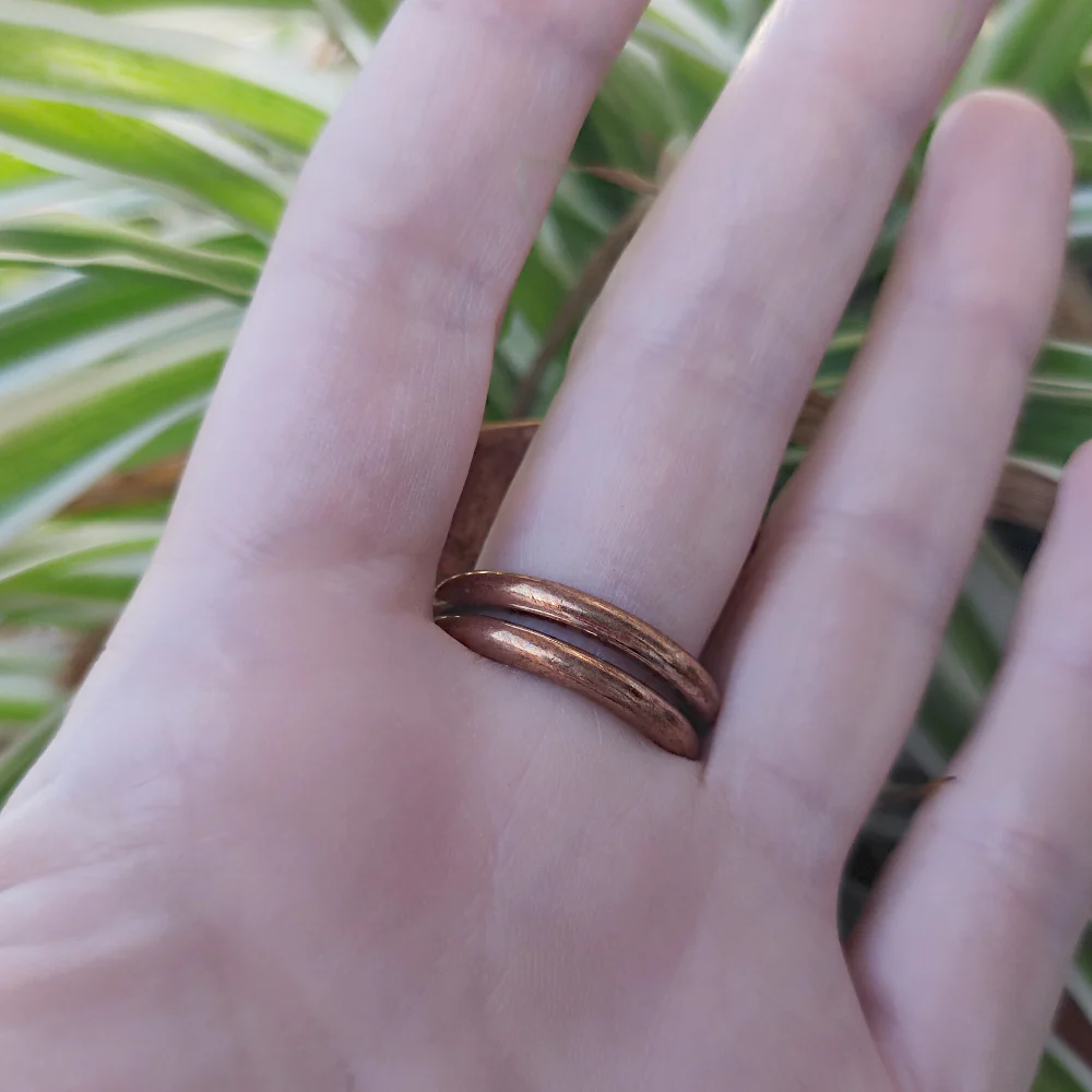 Anello etnico artigianale in bronzo - MANATRI - Image 3
