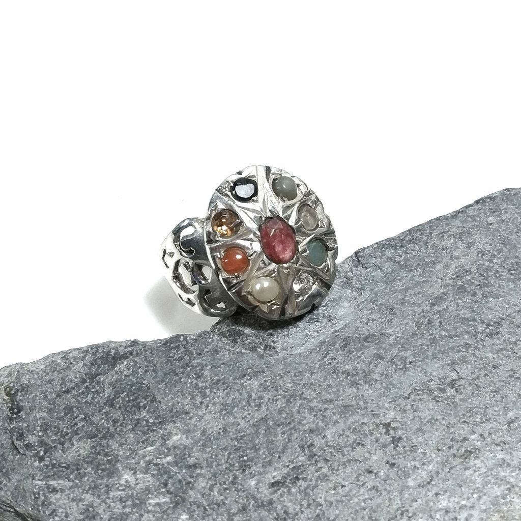 ANELLO ETNICO in argento 925 con NAVRATAN Radice di Rubino, Radice di Smeraldo | GIOIELLI ETNICI - Image 2