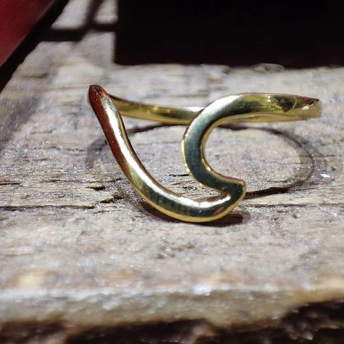 ANELLO fascia sottile in ottone color ORO - ONDA - Image 4