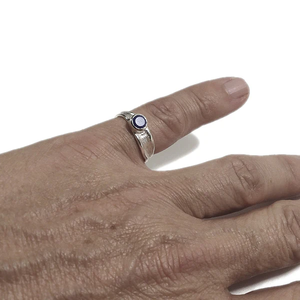 Anello KAMA fascia in argento 925 ANELLO artigianale con pietra | ANELLI artigianali - Image 2