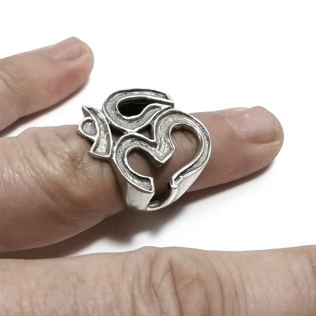 Anello con OM in argento 925 traforo - AZAMGHAR - Image 4