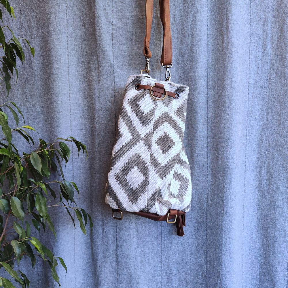 Borsa tracolla ZAINO KUSH artigianale realizzato in cotone e timbratura - Image 2