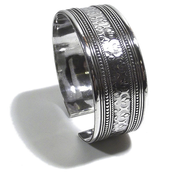 Bracciale etnico CAMELIA in argento da UOMO o DONNA - rigido | Gioielli da Uomo - Image 5