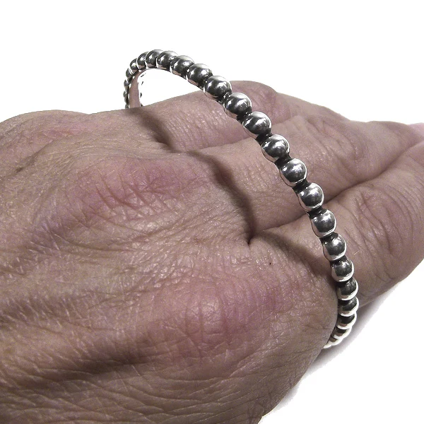 Bracciale etnico HABA a cerchio in argento - rigido - Image 2