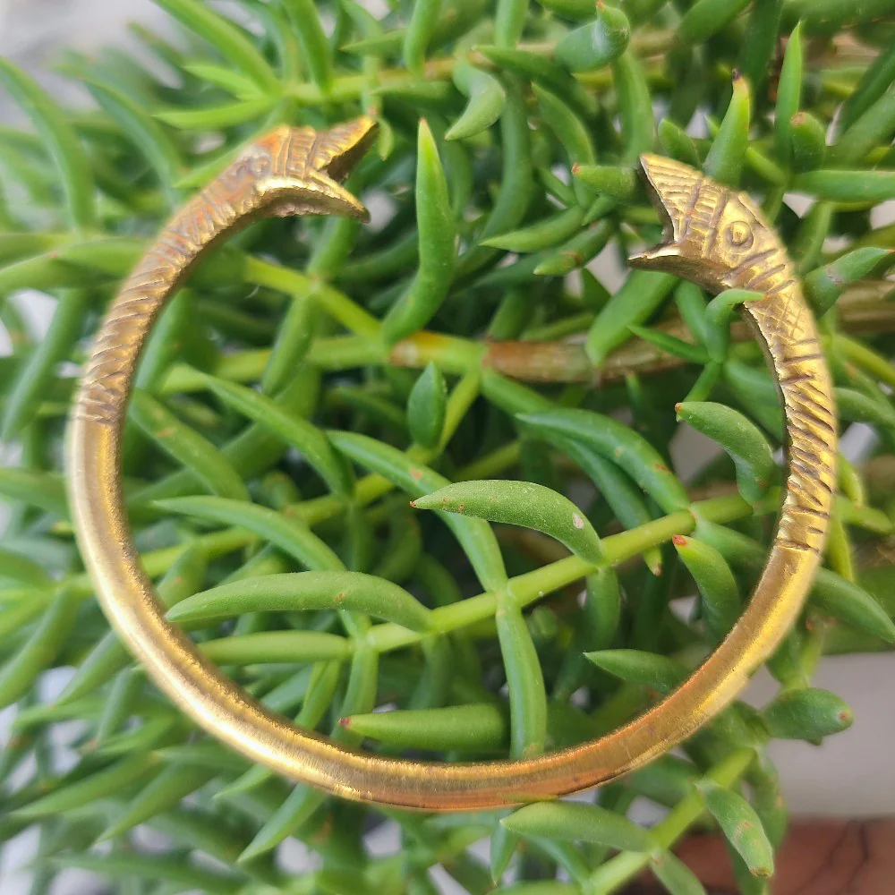 Bracciale etnico rigido in ottone - KUNTHA - Image 3