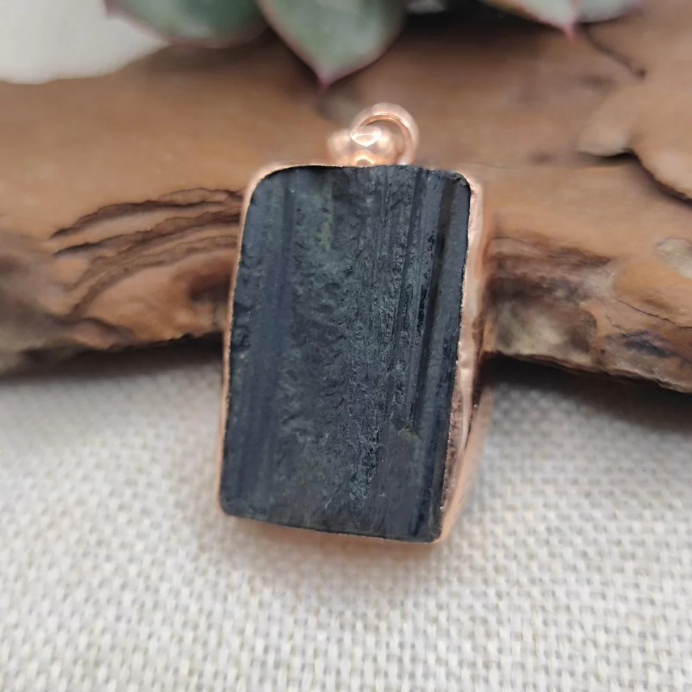 Ciondolo con TORMALINA NERA in rame - BLACK - Image 17