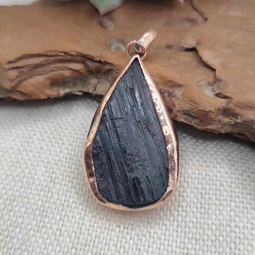 Ciondolo con TORMALINA NERA in rame - BLACK - Image 19