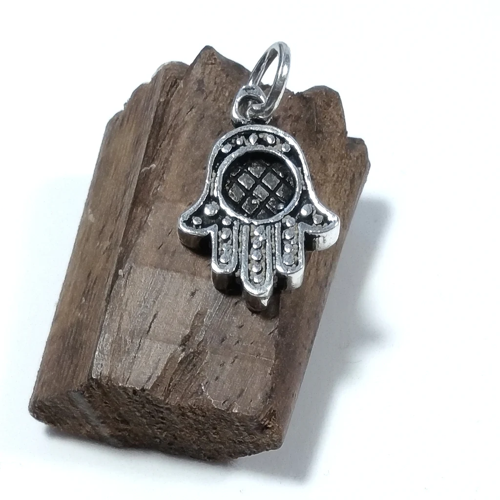 Ciondolo ETNICO in argento 925 con MANO DI FATIMA