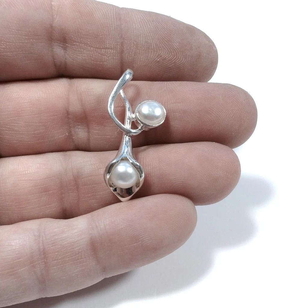 CIONDOLO FORMA CALLA in argento 925 Perla - Image 2