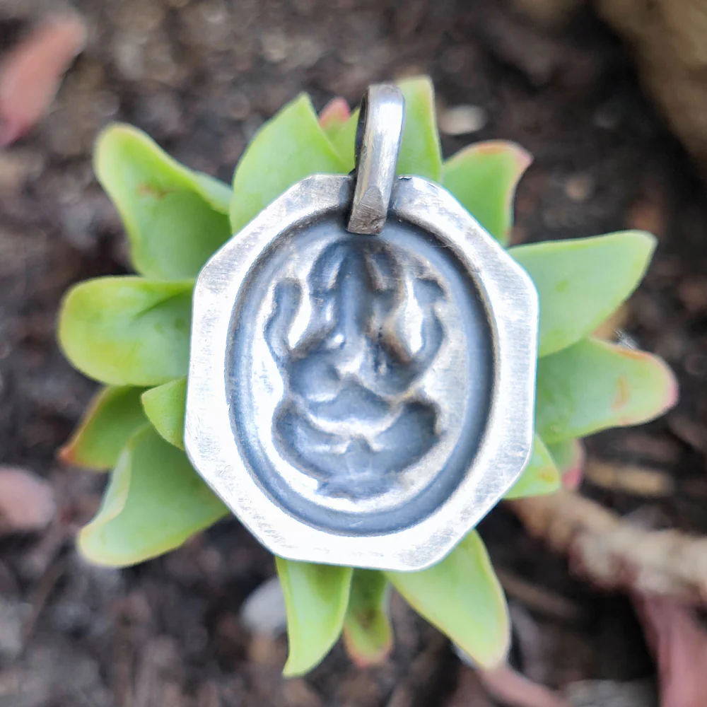 Ciondolo in argento antico con Ganesh - BATANWARI - Image 4