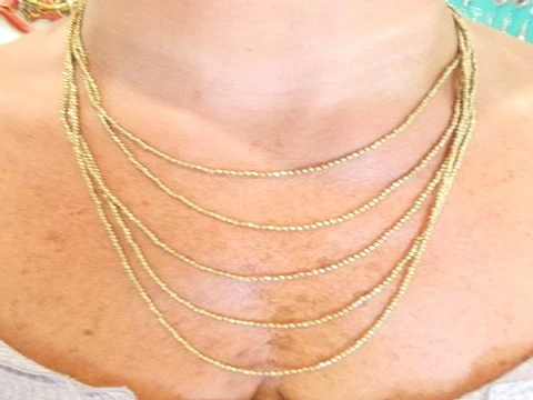 Collana in ottone Naga