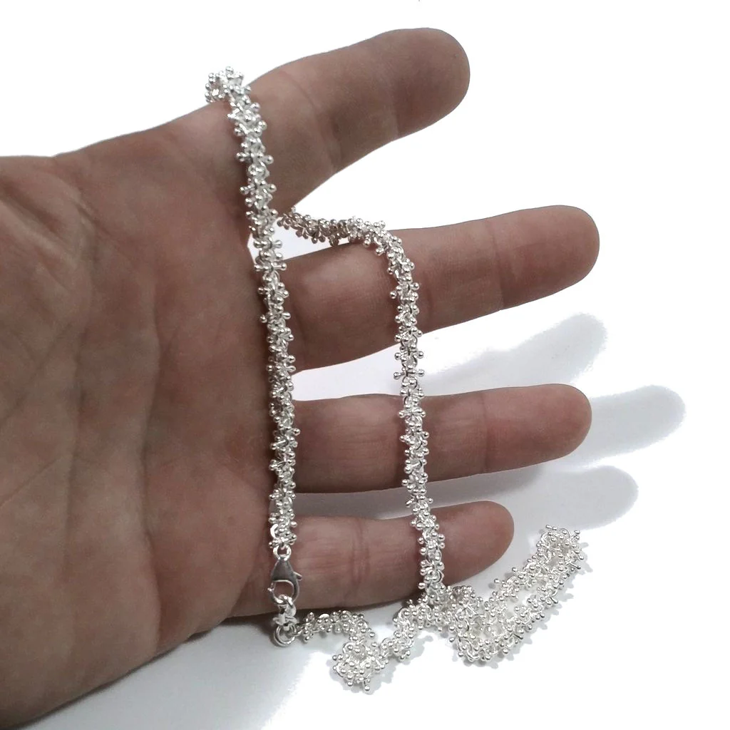 GIROCOLLO CATENA con millechiodi | GIOIELLO contemporaneo | Collana argento - Image 3