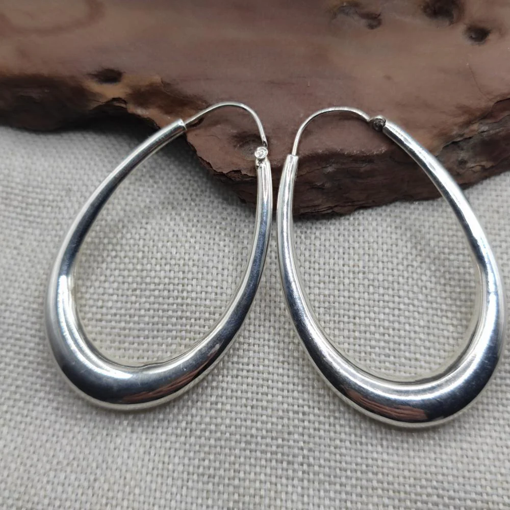 Orecchini a cerchio in argento 925 - AMARANA - Image 3
