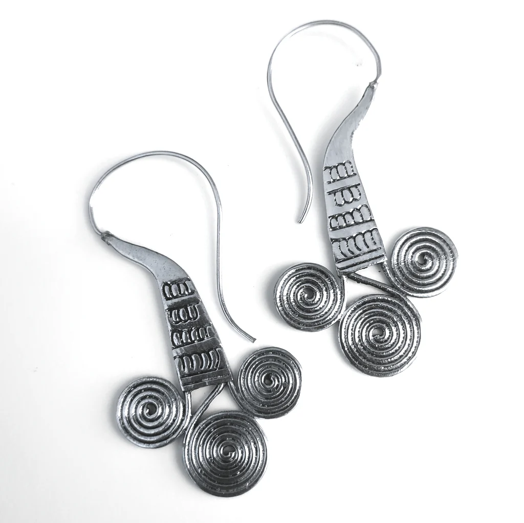 ORECCHINI ETNICI Ottone lucido Orecchini artigianali | Spirale - Image 3