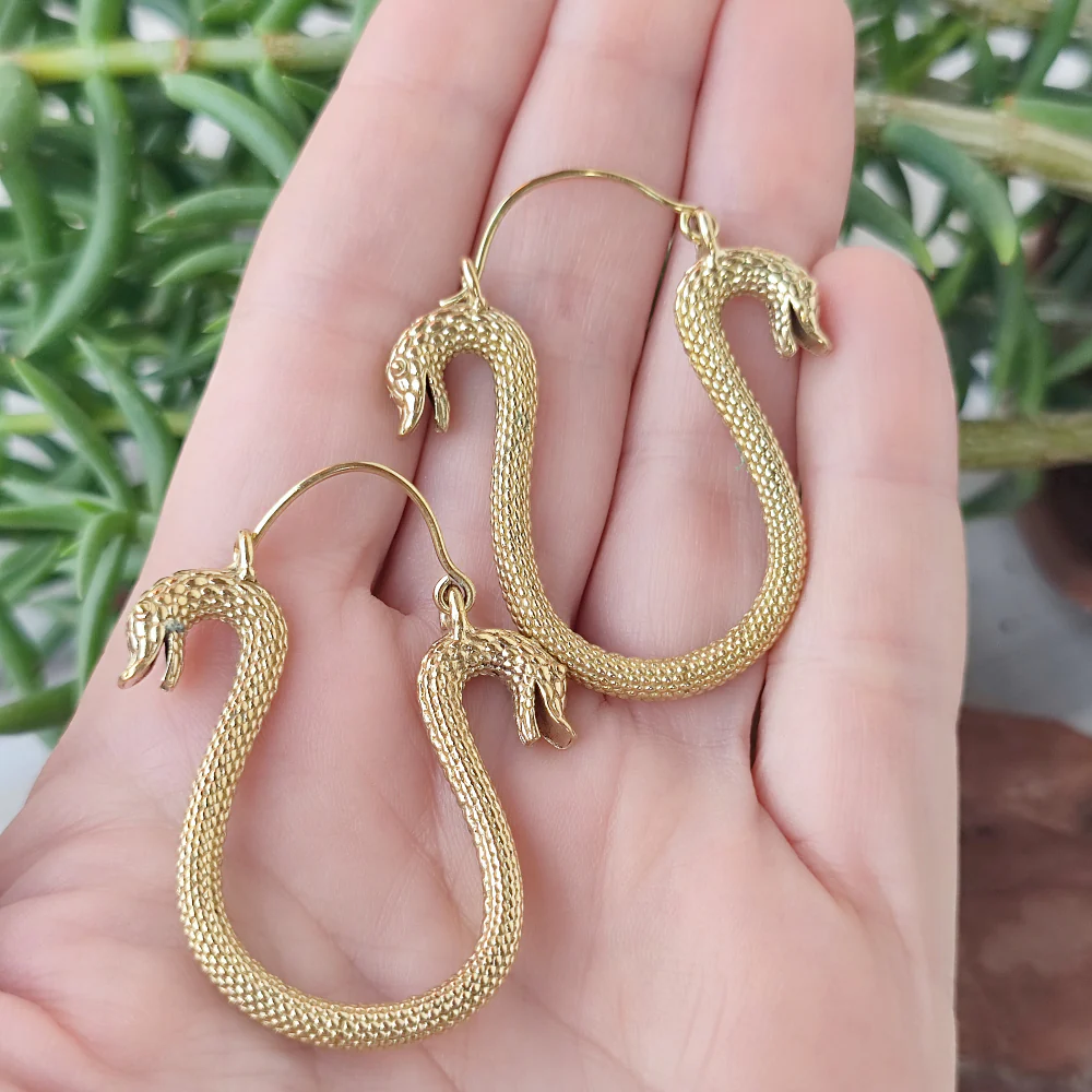 Orecchini indiani con serpenti in ottone - NANADEVI - Image 2