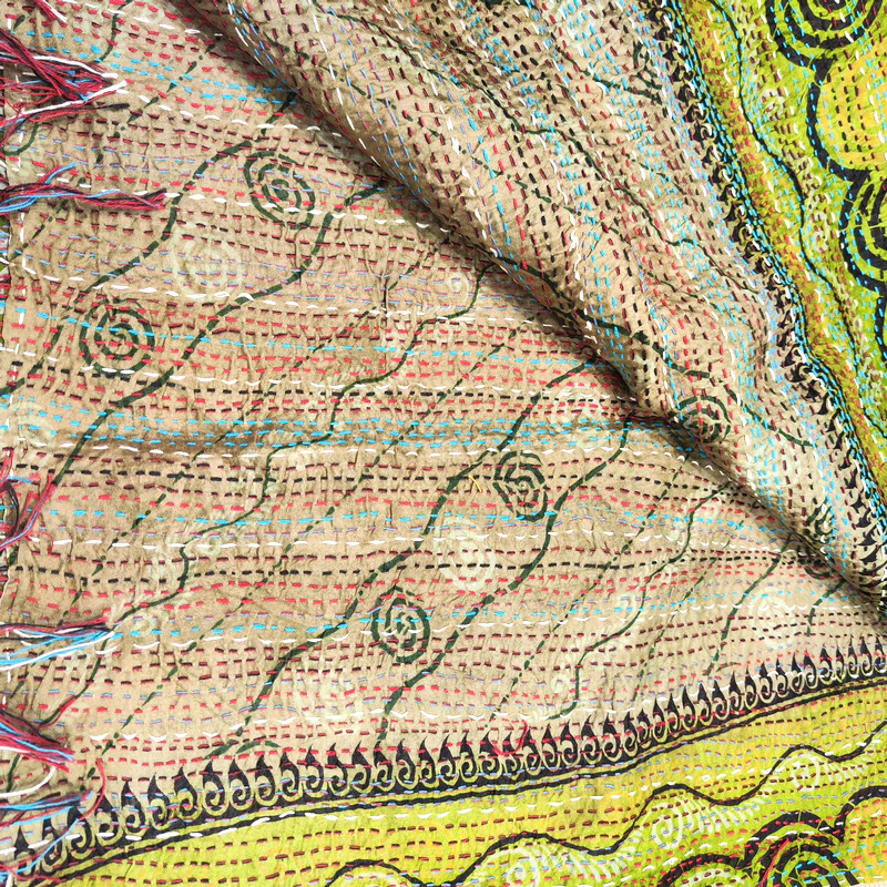 STOLA da donna KANTHA con tessuti vintage misto seta ricamo a mano - MIRIA - Image 5