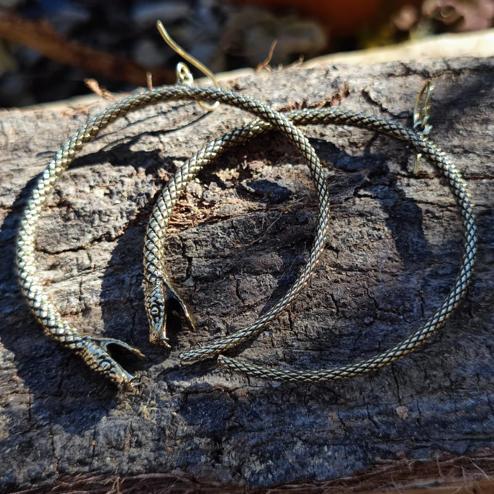 VITTANATH ORECCHINI indiani con serpenti in ottone - Image 2